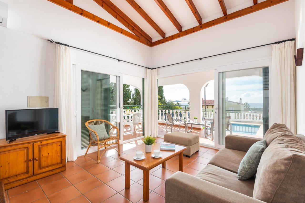 Villa Carolina Son Bou Luaran gambar